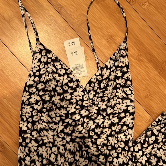 Abercrombie & Fitch twist front midi - Picture 5 of 6